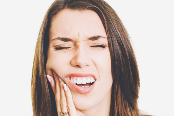 Что делать, если после удаления зуба опухла щека?